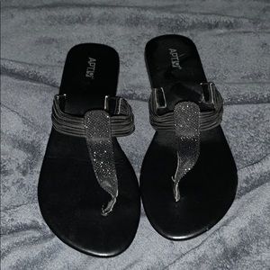 APT.9 Dress Flip Flop Sandals